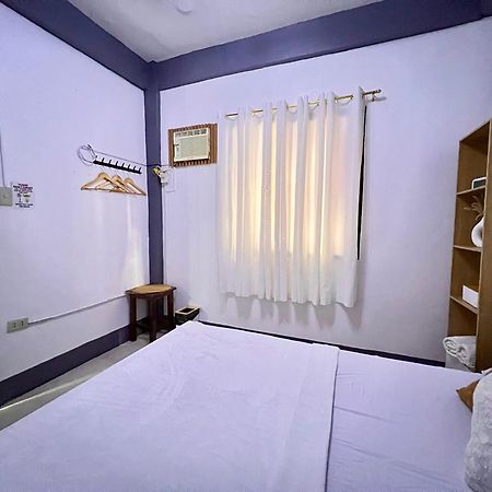 Eighty8 Tourist Inn โกรอน ภายนอก รูปภาพ