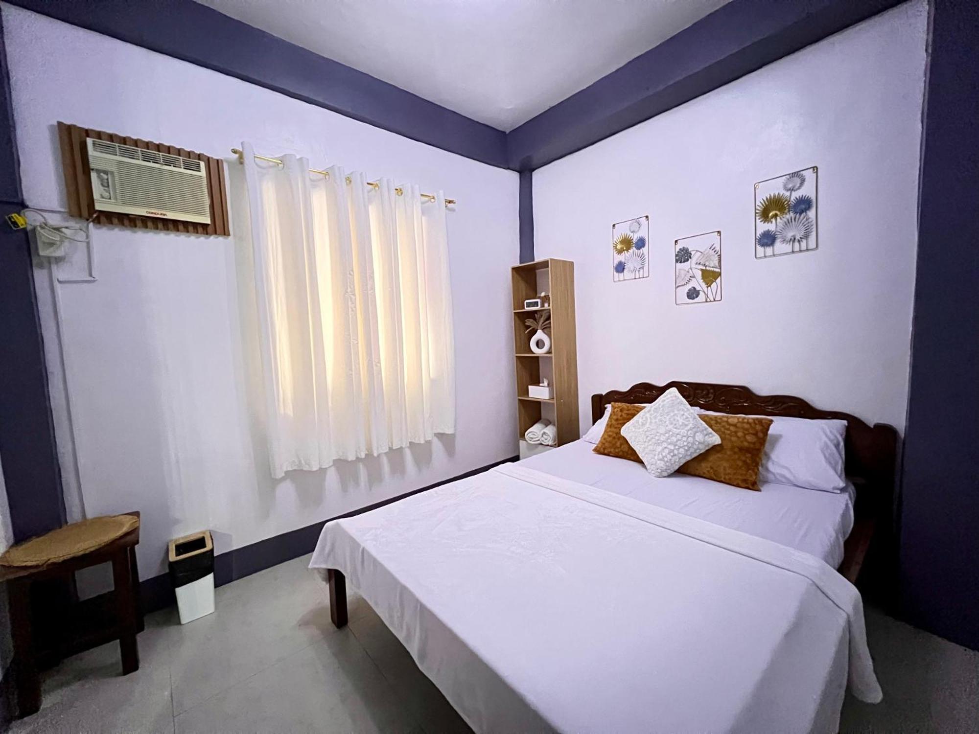Eighty8 Tourist Inn โกรอน ภายนอก รูปภาพ